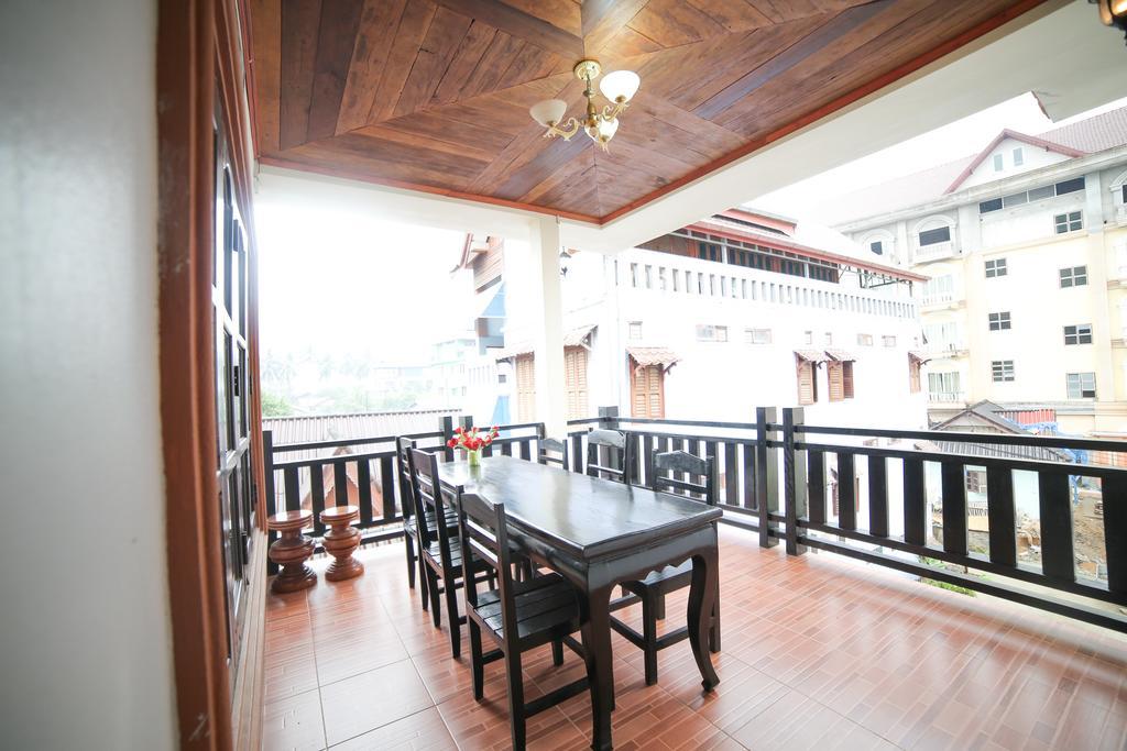 Maylay Guesthouse Vang Vieng Exterior photo