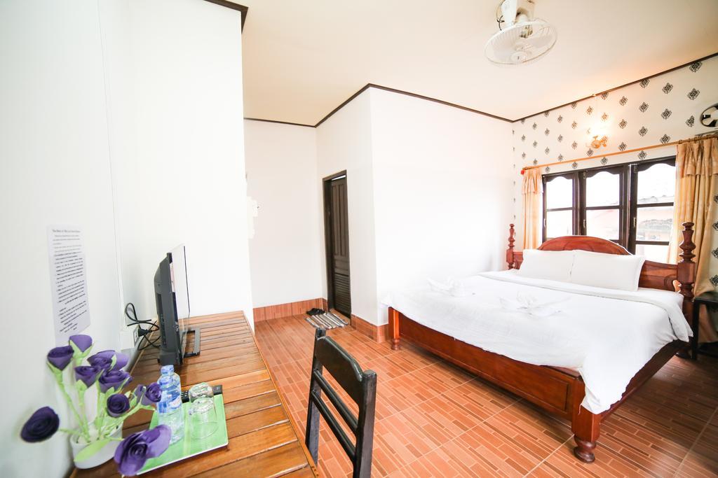 Maylay Guesthouse Vang Vieng Exterior photo