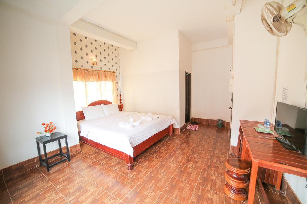 Maylay Guesthouse Vang Vieng Exterior photo