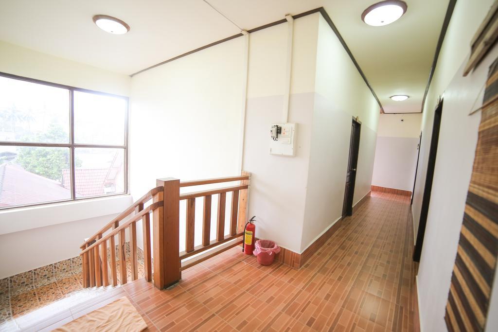 Maylay Guesthouse Vang Vieng Exterior photo
