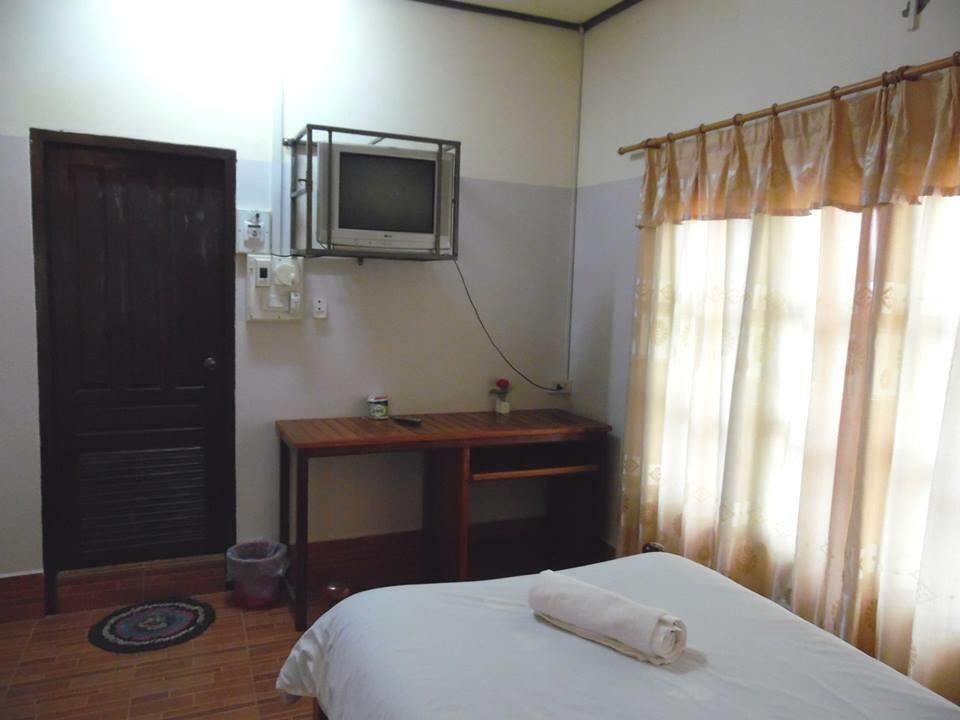 Maylay Guesthouse Vang Vieng Exterior photo