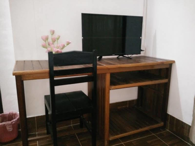 Maylay Guesthouse Vang Vieng Exterior photo
